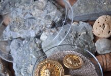 Gold & Silver Colour Small Sets