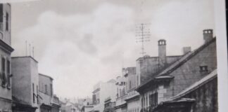 100 year old Postcard Booklets – fascinating stuff!